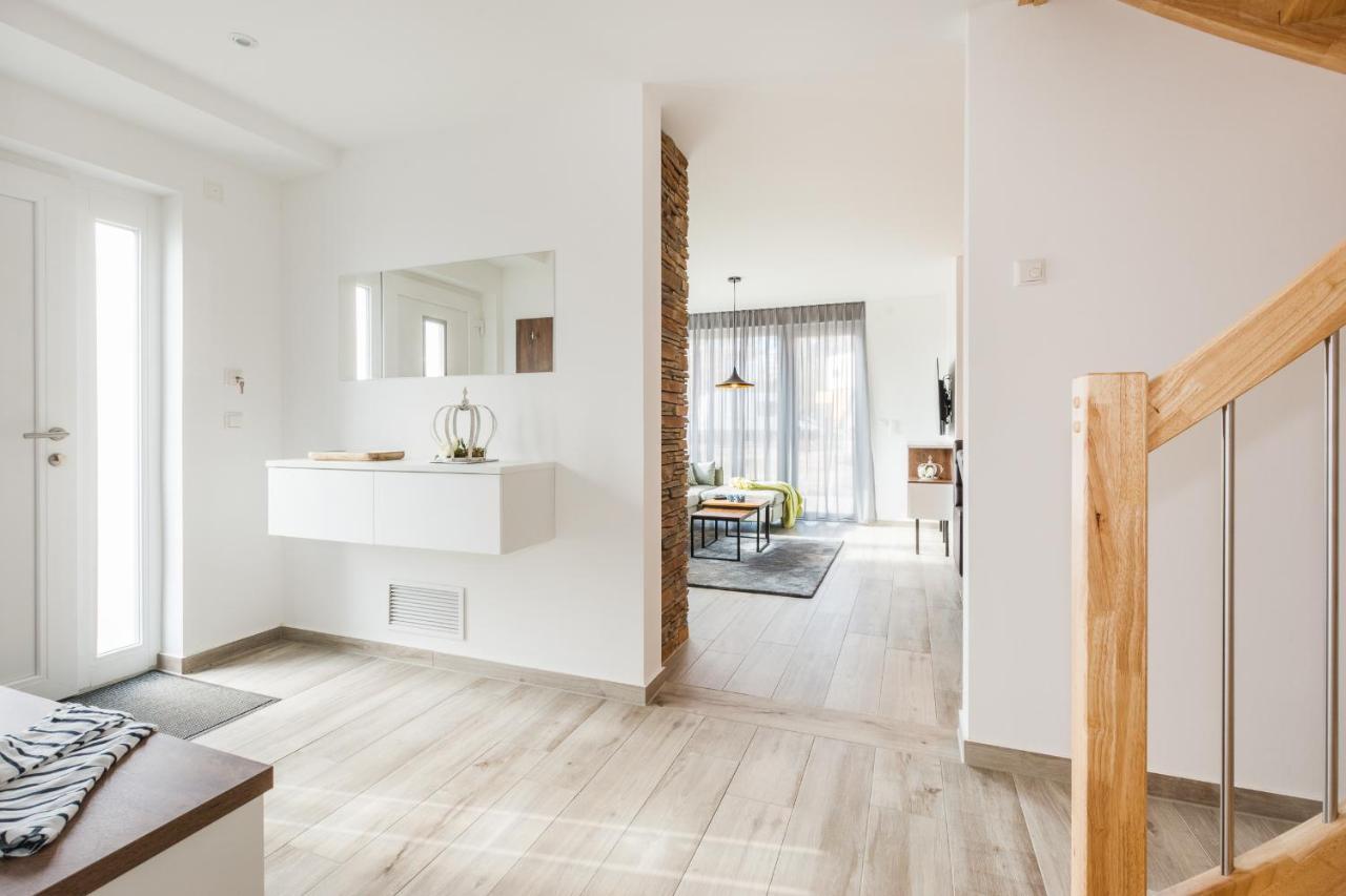 Ferienhaus-See-Sauna-Kamin-Hund Mit E-Ladestation Краков-ам-Зе Экстерьер фото